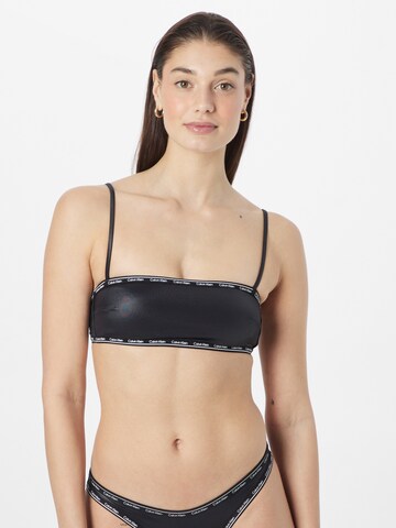 Calvin Klein Swimwear - Bandeau Top de bikini en negro: frente