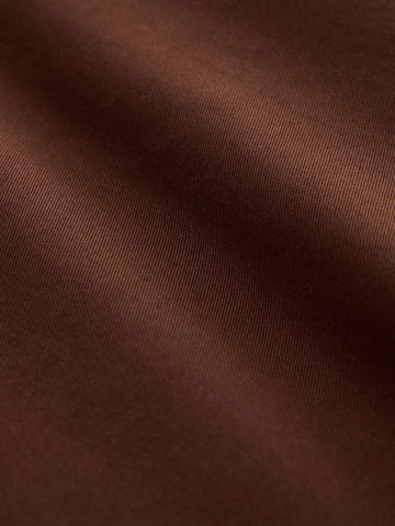 Next Regular Chino in Rood