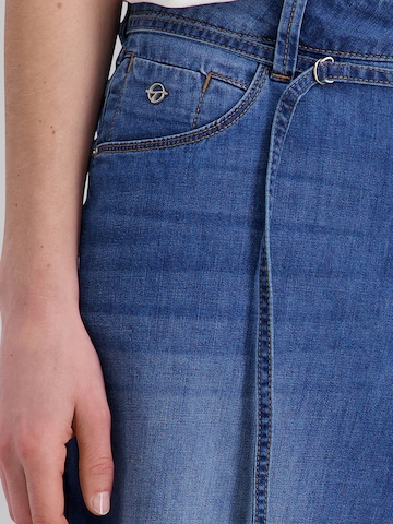 TIMEZONE Loosefit Shorts 'Laguna' in Blau