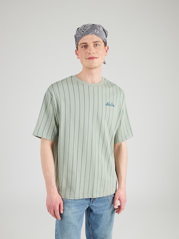 NEW ERA Shirt in Green: front