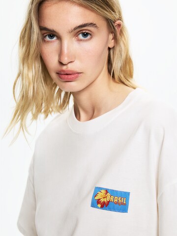 Pull&Bear Tričko 'BRAZIL' - Biela