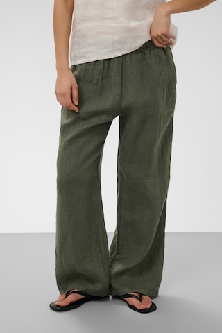 SOAKED IN LUXURY Loosefit Hose 'Auran' in Grün