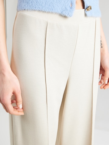 ONLY Широкий Брюки со складками 'ONLATLAS' в Серый