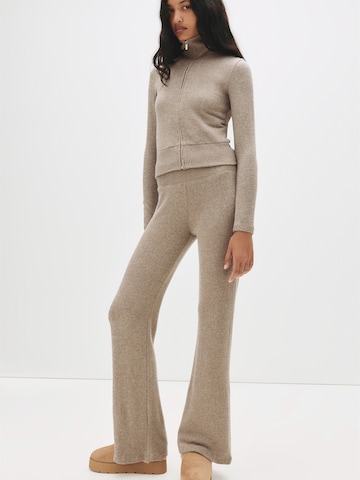 Pull&Bear Kardigan w kolorze brązowy