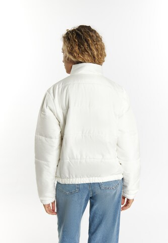 MYMO Between-Season Jacket in White