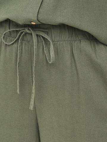 ONLY Carmakoma Loose fit Trousers 'CARGoa' in Green