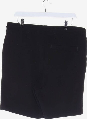 HUGO Shorts in 35-36 in Black
