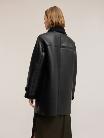 MOTIVI Wintermantel in Zwart