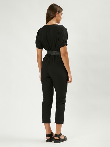 Influencer Jumpsuit in Zwart