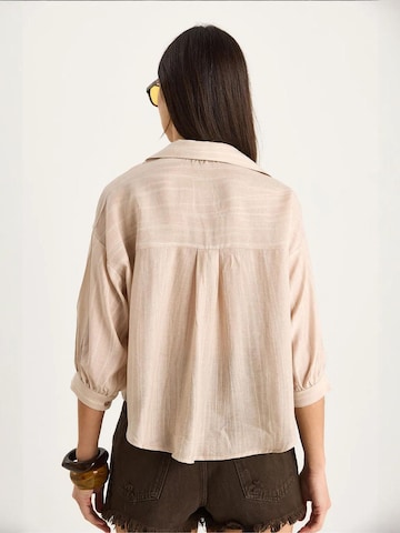 Camicia da donna di Bianco Lucci in beige