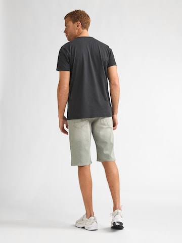 Petrol Industries Regular Jeans i grön