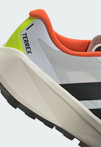 ADIDAS TERREX Lage schoen 'Agravic 4' in Wit