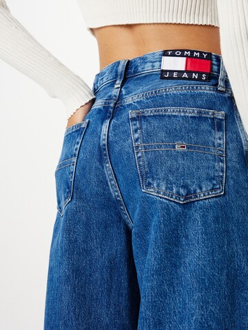 Tommy Jeans Zvonové kalhoty Džíny 'CLAIRE' – modrá