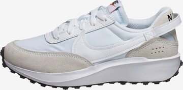 Baskets basses 'WAFFLE DEBUT' Nike Sportswear en blanc