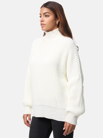 Elara Pullover i hvid