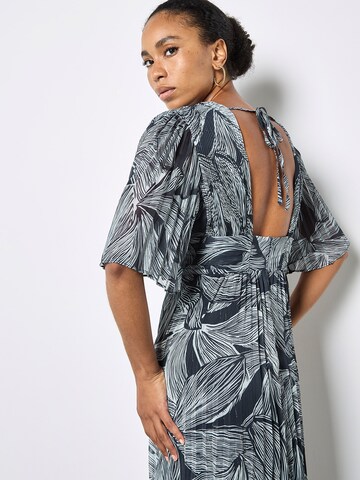 Apricot Dress ' ' in Blue