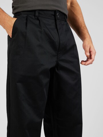 Regular Pantalon à pince 'BRIQLAYER' Volcom en noir