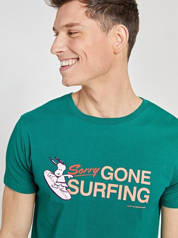 Shiwi T-Shirt 'Snoopy Gone Surfing' in Grün