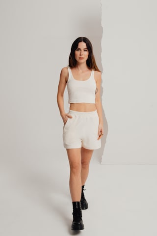 A LOT LESS Regular Pants 'Alanis' in White