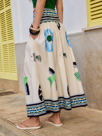 Next Rok in Beige