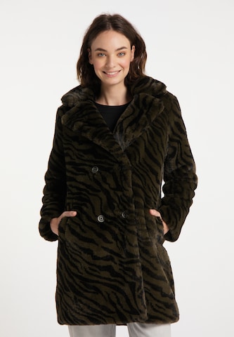 MYMO Winter Coat in Green: front