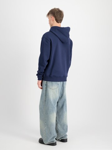 Sweat-shirt ALPHA INDUSTRIES en bleu