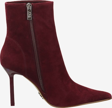 STEVE MADDEN Ankle Boots in Red