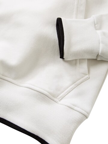 WOTEGA Sweatshirt 'WT Star' in White