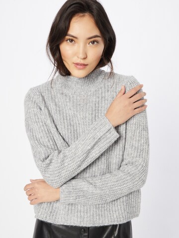 PIECES Sweater 'Cilla' in Grey: front