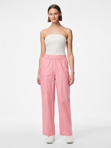 PIECES Loosefit Hose 'PCSarah' in Pink