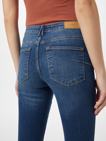 Skinny Jeans 'VMTILDE' de la VERO MODA pe albastru