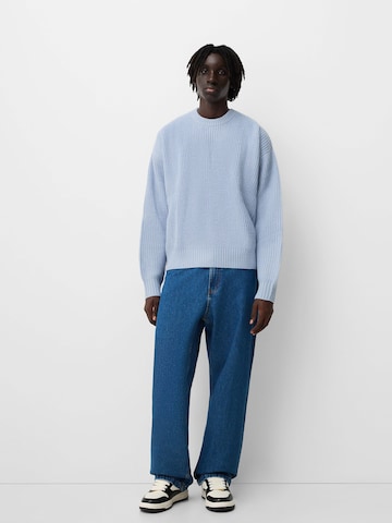 Bershka Sweter w kolorze niebieski