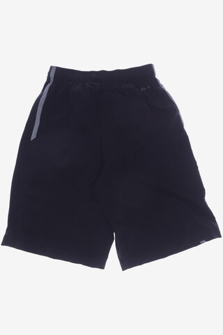 NIKE Shorts 31-32 in Schwarz