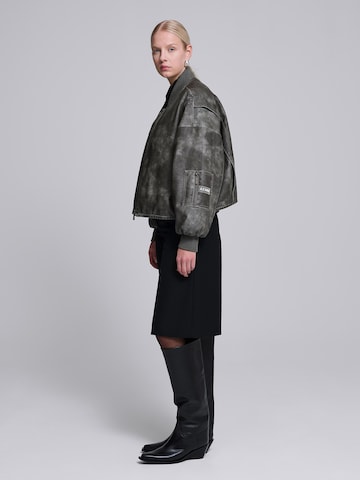 AEMMI Tussenjas 'Leather Bomber' in Grijs