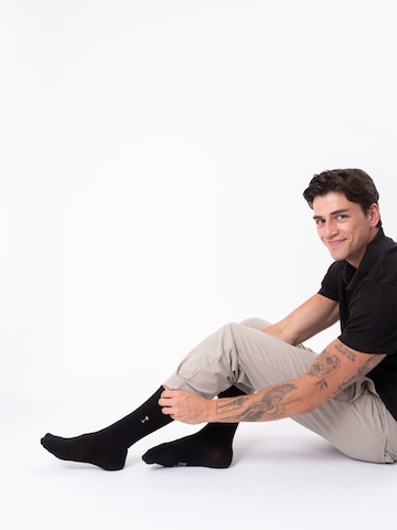 Occulto Socks 'Juno' in Black