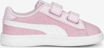 Sneaker de la PUMA pe roz