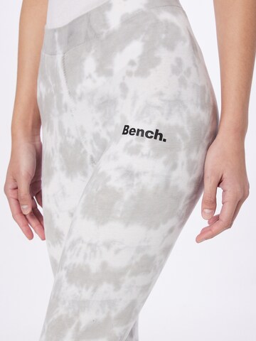 BENCH Skinny Leggings 'JILLY' in Grau