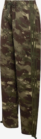 ADIDAS ORIGINALS Loosefit Broek 'CARGO PANT' in Groen: voorkant
