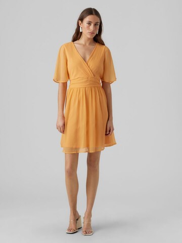 Robe VERO MODA en orange