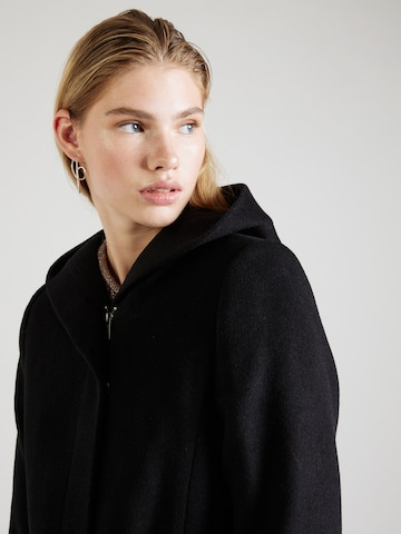 ESPRIT Winter coat in Black
