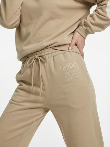 Largi Pantaloni 'Gunda' de la Guido Maria Kretschmer Women pe bej
