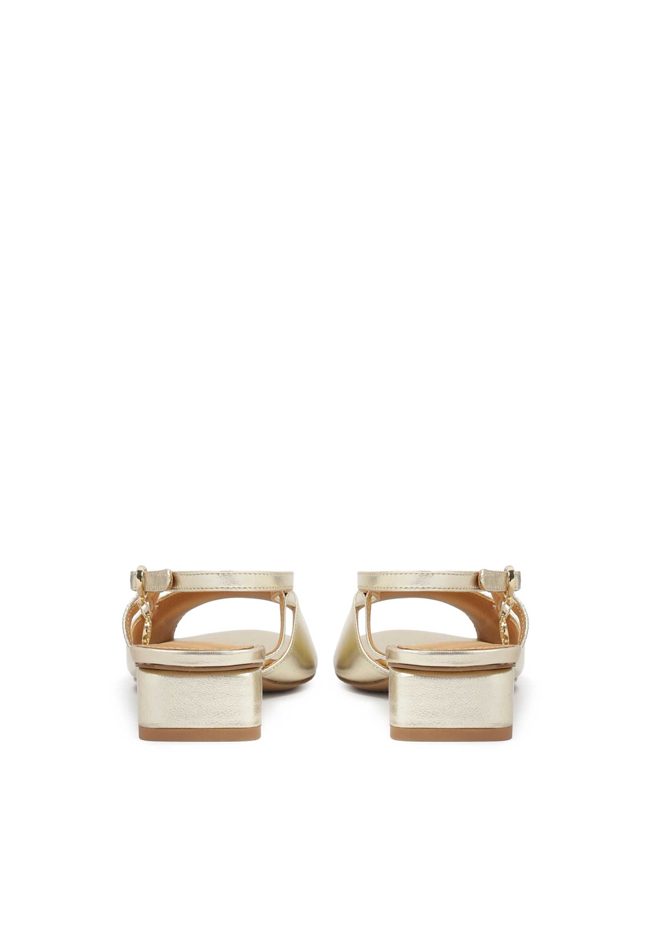 Kazar - Sandalias en oro