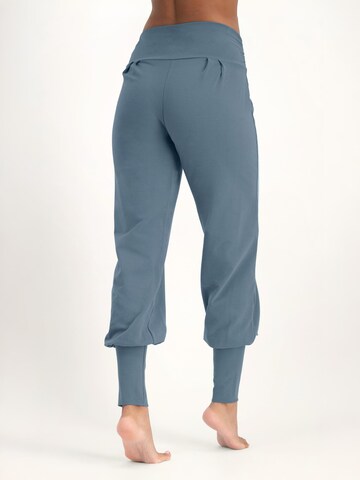 Urban Goddess Yoga & Activewear Loosefit Haremshose 'Dakini Yoga' (GOTS) in Grün