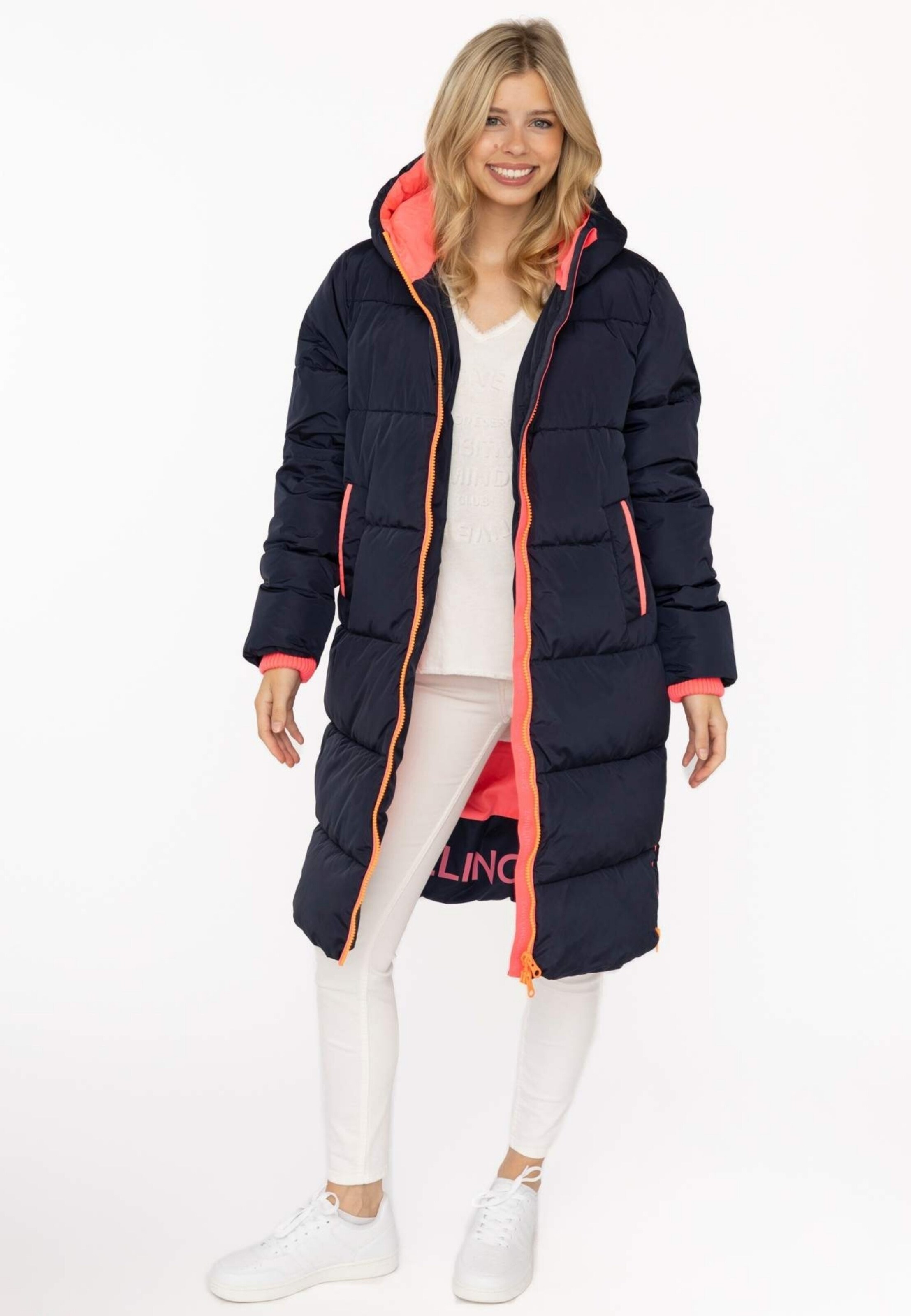 Zwillingsherz Winter coat in Blue: front
