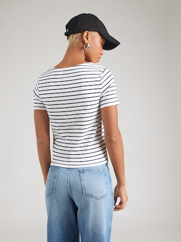 Tricou 'MUSE' de la LEVI'S ® pe alb