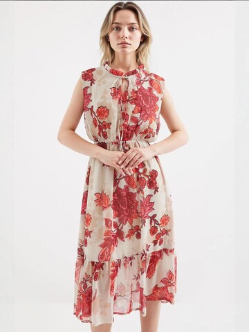 Abito di Bigdart in rosso: frontale