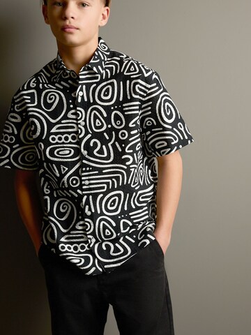 Next Regular Fit Hemd in Schwarz