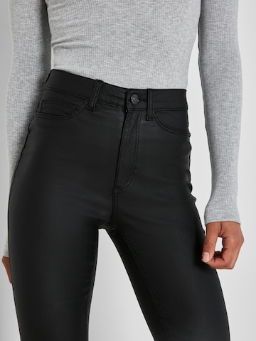 Skinny Pantaloni 'Callie' di Noisy may in nero