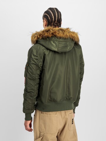 ALPHA INDUSTRIES Between-Season Jacket 'Deflector' in Green: back