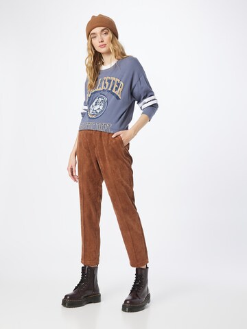 QS Tapered Pleated Pants in Brown